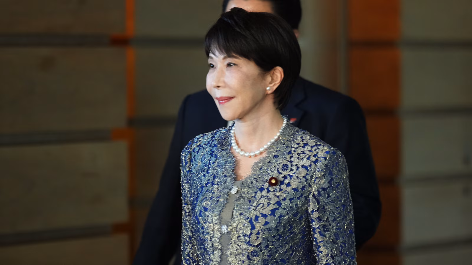 高市早苗改组日本内阁以挽救低迷支持率 并留任关键阁员