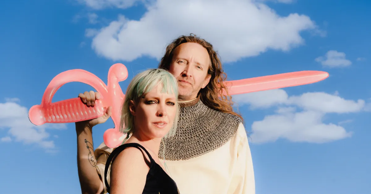 Sylvan Esso 认为你应该花钱买优质酸奶