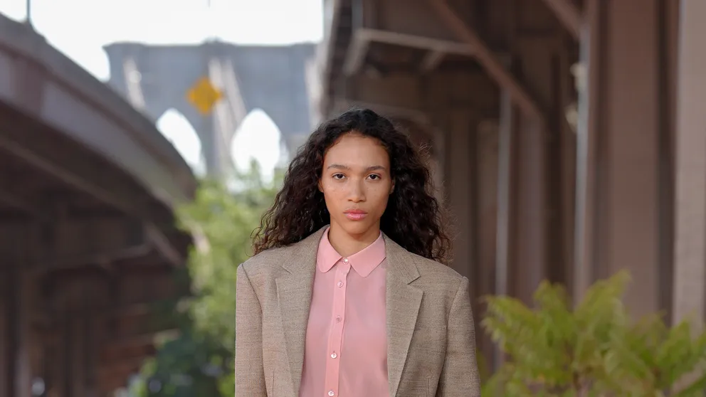 Ulla Johnson 2027春夏成衣系列 | Vogue