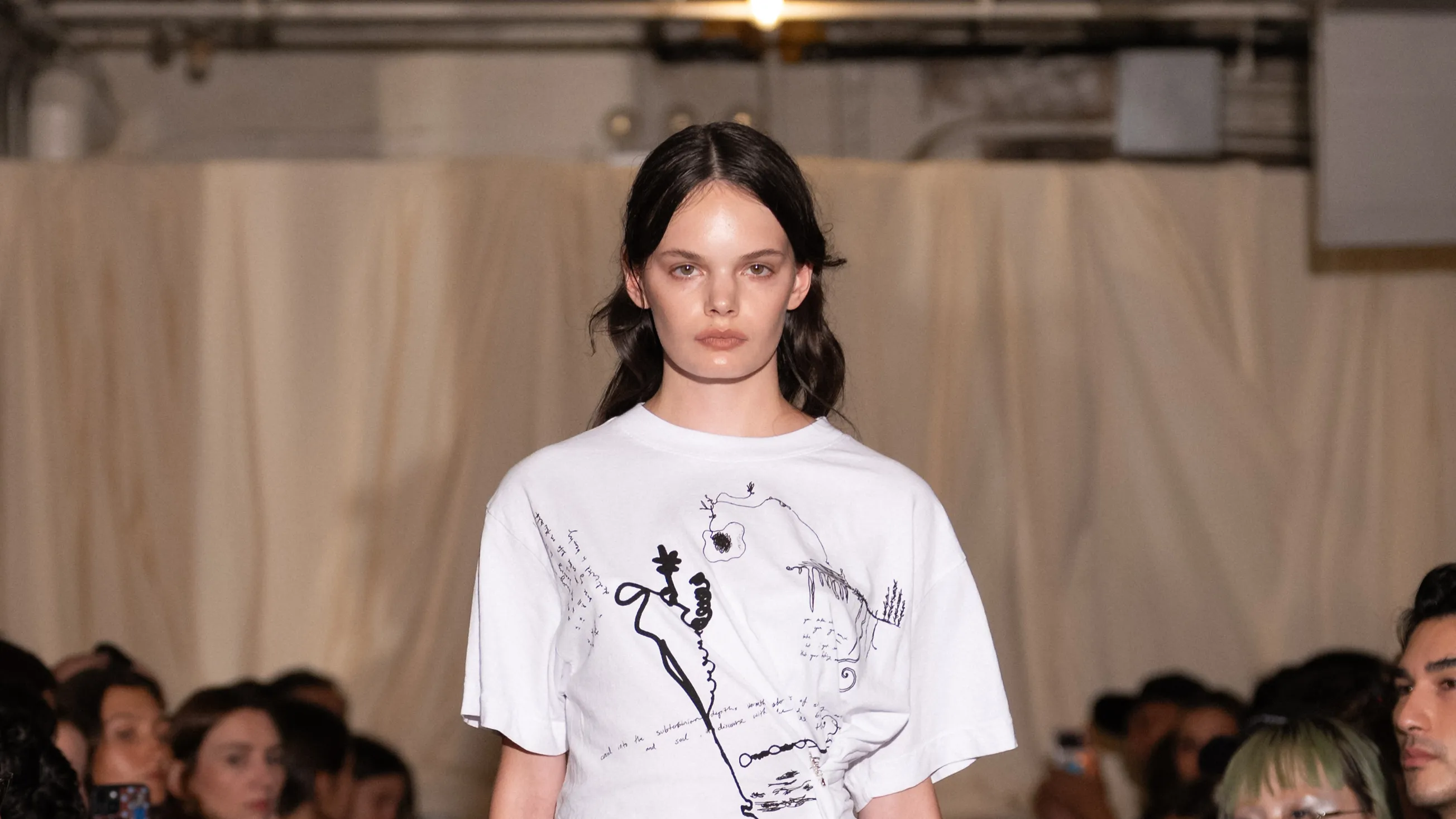 Zoe Gustavia Anna Whalen 2027春季成衣系列 | Vogue